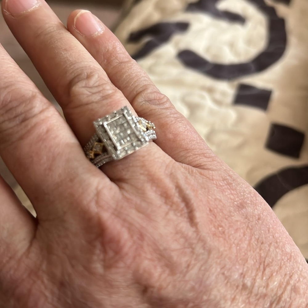 Elegant Gold and Sterling Silver diamond Women's Ring - Picture 2 of 5